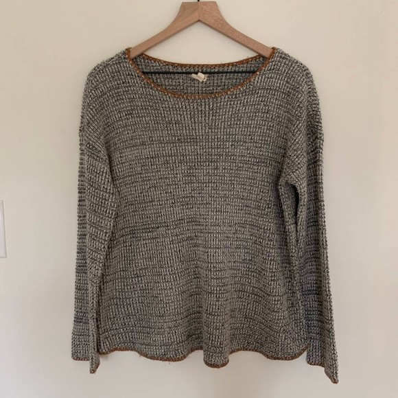Hem & Thread Knit Pullover Sweater - Medium - Picture 2 of 7
